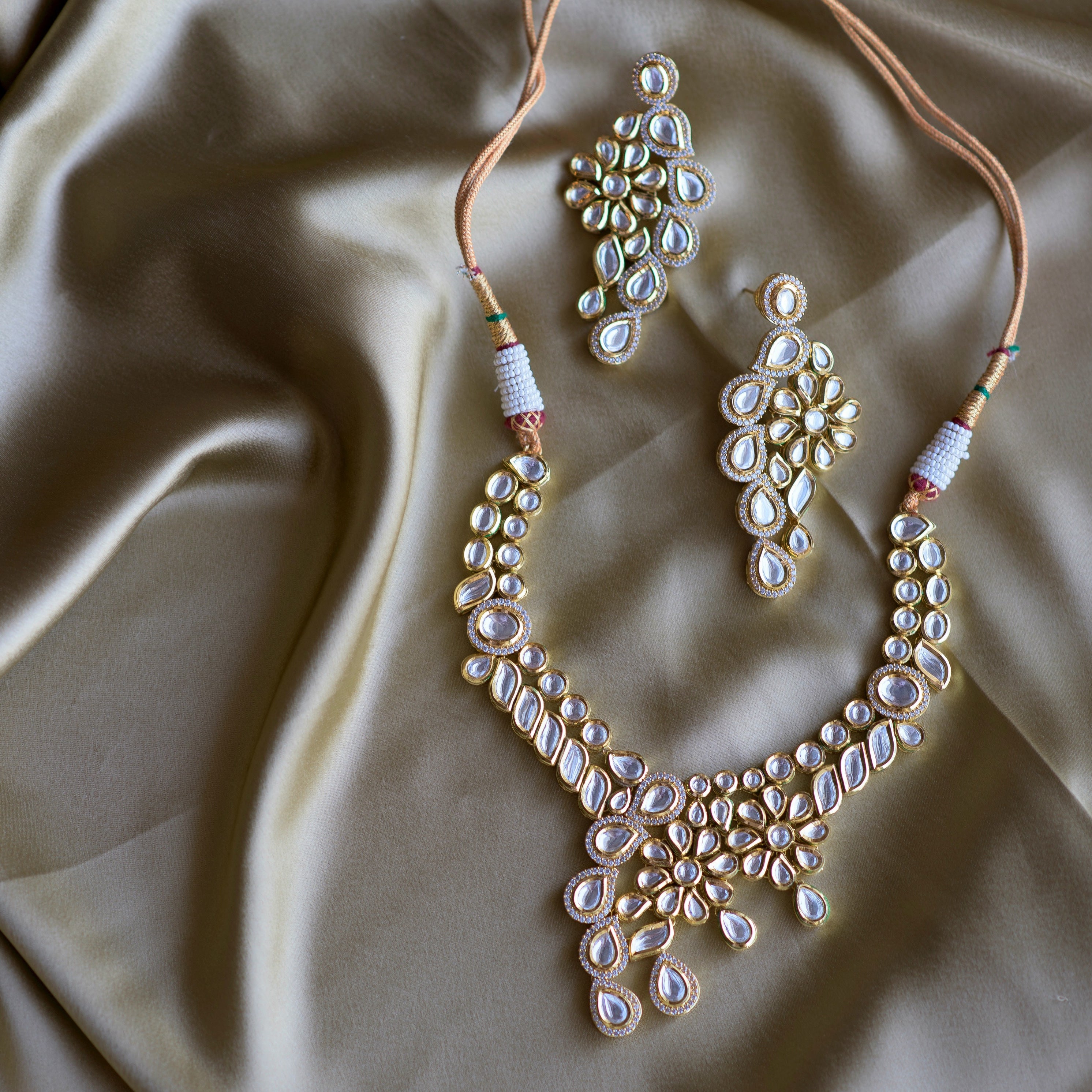 Daisy Kundan Necklace - Timeless Jewels by Shveta 